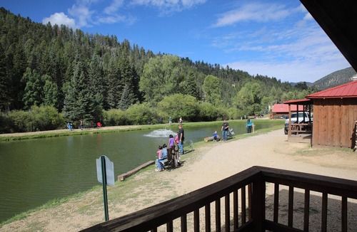 Red River Cabin | Located on our Private Fishing Pond