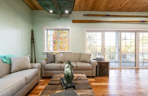 Gilford House | Lockes Hill Retreat - Close to Gunstock