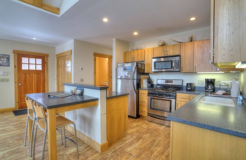 Rangeley Condo | Lodges 19 - Four bedroom condo with views of Rangeley Lake