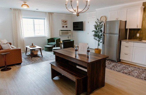 La Crete Apartment | Lofts on Main