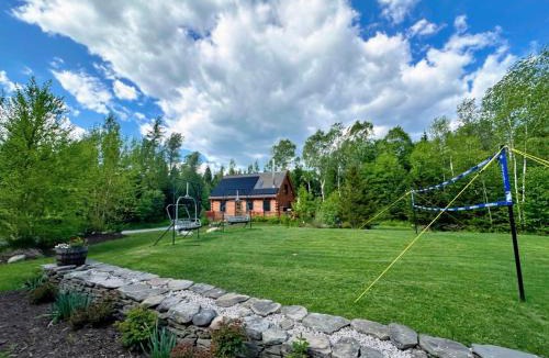 Carroll House | Log cabin 1 mile from skiing - 1800Bc