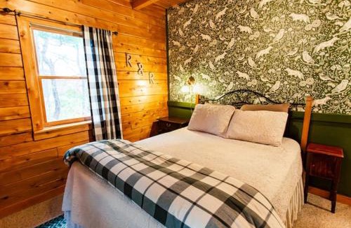Winterport House | Log Cabin at Meadow Ridge