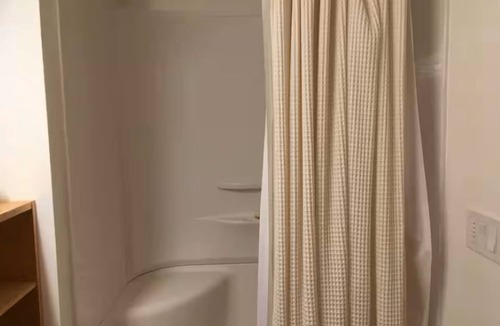 Stoneham Cabin | Loon Lodge : Spacious Lakeside Suite