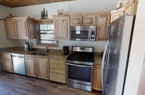 Red River House | Lost in Paradise - In Town - New Property - Pet Friendly - River Access