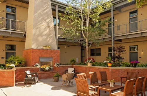 Carbondale Condo | Lounging In The Lofts | Luxe 1bed Penthouse