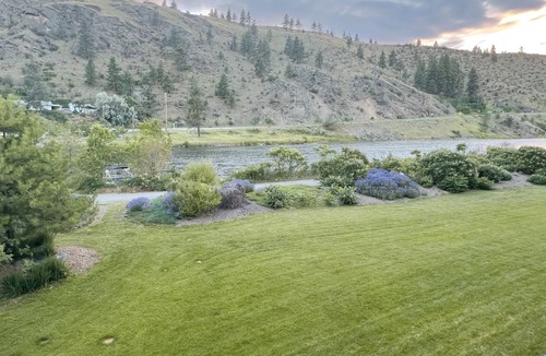 Okanagan-Similkameen Apartment | Lovely 3-bedroom Condo in the heart of Okanagan Falls