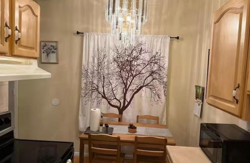Northeast Edmonton Apartment | Lovely Beacon Heights