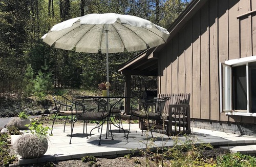 Diamond Point Cottage | Lovely Cottage with private access and boat slip on Lake George