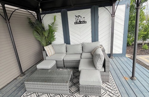 Sylvan Lake House | Lucky Lake House