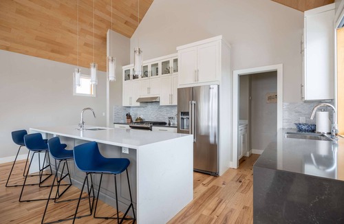 Steamboat Springs House | Lucky Snowflake | Pet Friendly | Mountainside Location | Hot Tub