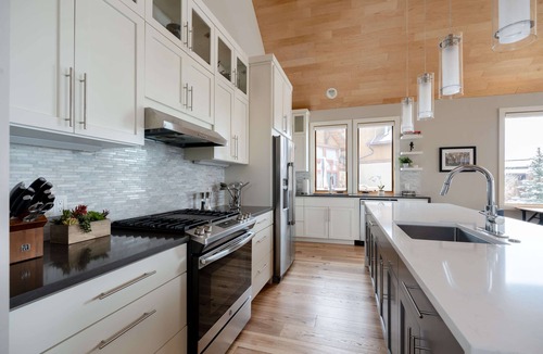 Steamboat Springs House | Lucky Snowflake | Pet Friendly | Mountainside Location | Hot Tub