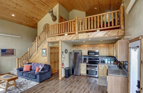 Keystone House | Lush Creekside Vacation Rental Haven near Mount Rushmore in South Dakota