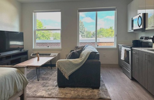 Uptown Apartment | Lux Apt Near Saint Joseph's