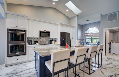 Caloosahatchee House | Luxurious waterfront Cape Coral Oasis