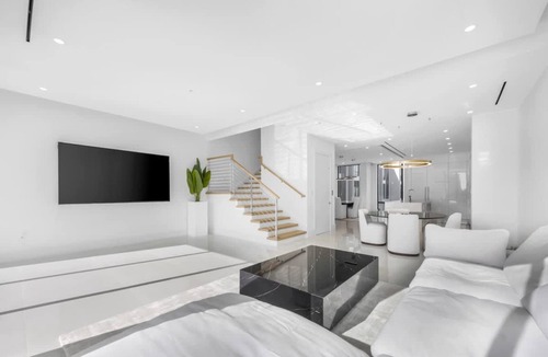 Eastern Shores House | Luxury 4 BD Townhome Near Bal Harbour