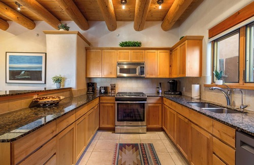 Tesuque Condo | Luxury Adobe Retreat with Jemez Mountain Views