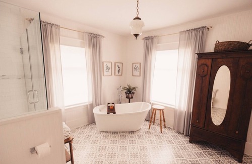 East Hill House | Luxury and sophisticated interior design with 3 bedroom and 2.5 baths and large living room.