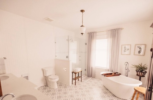 East Hill House | Luxury and sophisticated interior design with 3 bedroom and 2.5 baths and large living room.