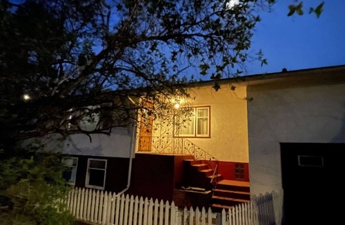 Bridgeland House | Luxury Bridgeland Home - Walk Downtown - 3 King Bedrooms - Outdoor Firepit
