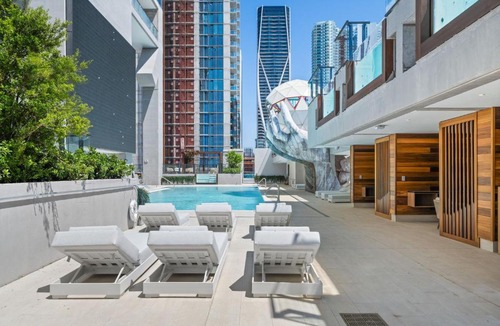 Downtown Miami House | Luxury Downtown Miami Studio with Resort Amenities