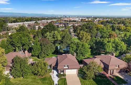 Hampden South House | Luxury Furnished 4BR Home w/Pool & Tennis Access near Denver Tech Center
