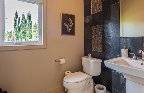Division No. 11 House | Luxury Haven in Alberta!