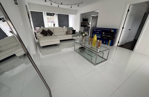 Highland Lakes House | Luxury home in a gated community near Aventura Mall