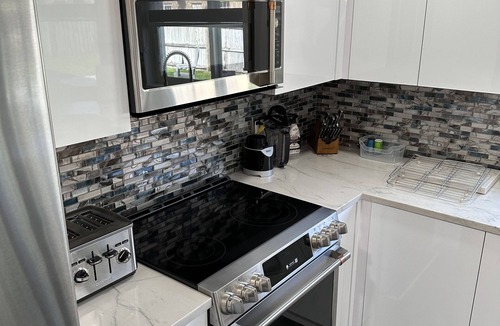West Palm Beach House | Luxury Home only 3 miles from Rapids Waterpark!