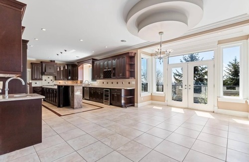 Westwood Plateau House | Luxury home with stunning view over 6000 sq.ft. 6 bedrooms, 4.5 bath, 1 den.