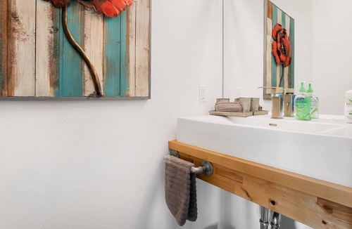 Keystone House | Luxury in the trees of Keystone with hot tub!