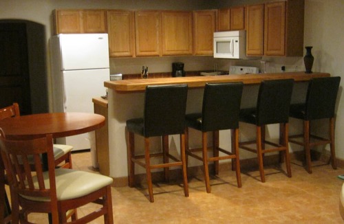 Taos House | LUXURY KIVA TOWN HOME SUITE 6 Minutes from Taos in the beautiful Taos Canyon.