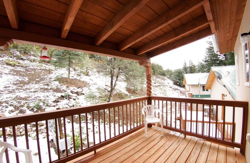 Taos House | LUXURY KIVA TOWN HOME SUITE 6 Minutes from Taos in the beautiful Taos Canyon.
