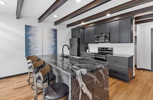 Hill City Apartment | Luxury Loft 3 on Main Street