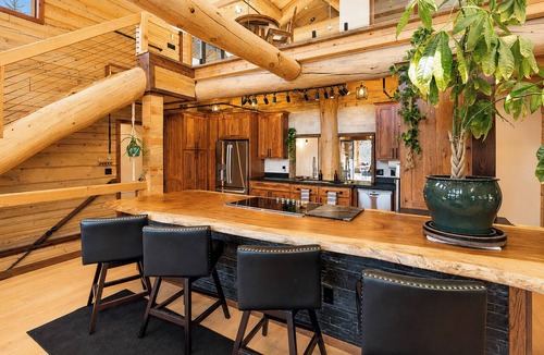 Black Hawk Cabin | Luxury Mountain Retreat - Private Oasis - Designed for Unforgettable Getaways