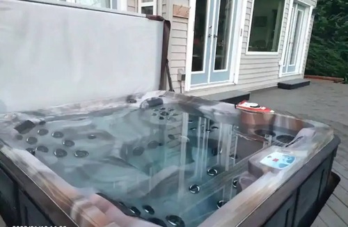 Ladysmith Villa | Luxury Ocean front pool hot tub villa
