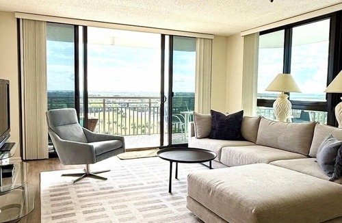 Fort Pierce Shores Condo | Luxury Oceanfront Condo 2 Bed/2 Bath North Hutchinson Island.
