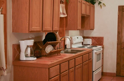 Taos House | LUXURY PUEBLO SUITE Cozy family styled home with a comfy loft