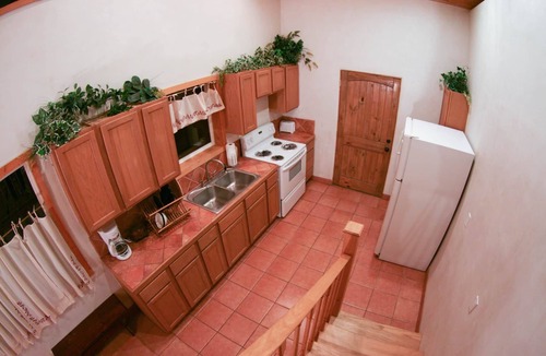 Taos House | LUXURY PUEBLO SUITE Cozy family styled home with a comfy loft