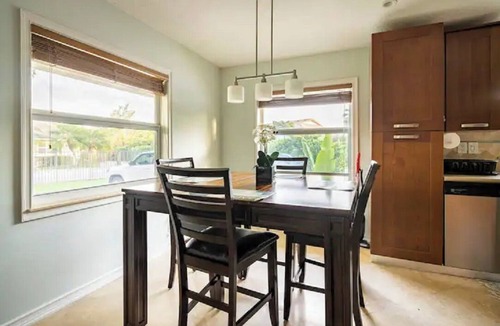Highland Beach Villa | Luxury villa at beach with private patio/pool