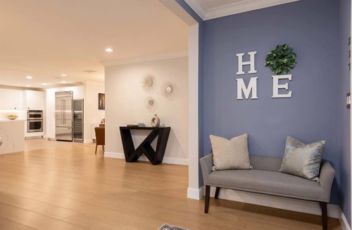 Fort Lauderdale Villa | Luxury Waterfront w Pool, Sauna, Dock & Playground