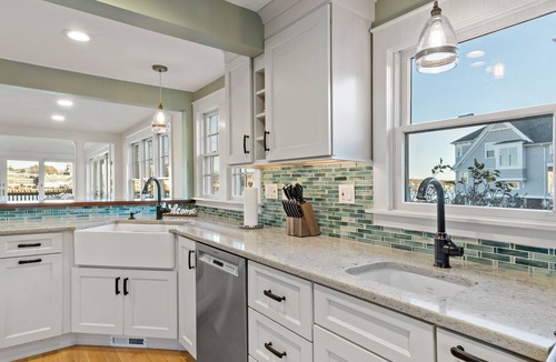 Barrington House | Luxury waterfront home with breathtaking views in Barrington