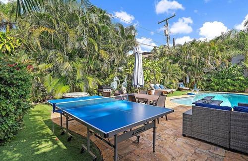 Southside House | Luxury WPB Retreat - Heated Pool & Games