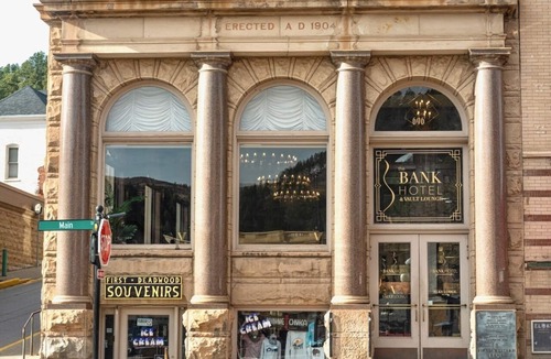 Deadwood Apartment | Main Street Luxury Condo - Overlook Outlaw Square!