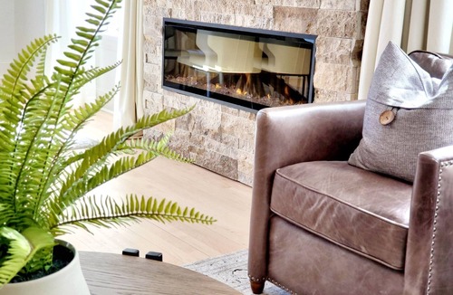 Deadwood Apartment | Main Street Luxury Condo - Overlook Outlaw Square!