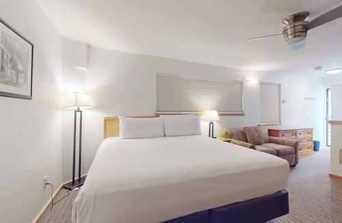 West End Cabin | Main Street room - pool & hot tub, walk to lifts, dog-friendly, 3rd floor