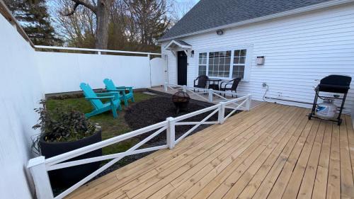 Kittery Apartment | Maine - New England Charming Cottage 4 min from Portsmouth
