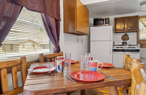 Rapid City Cabin | Make Memories from your Deck - In Rapid City On Canyon Lake Thirty Minutes from Mt Rushmore