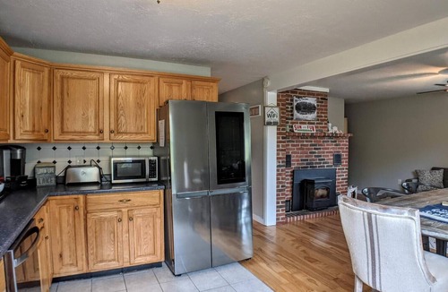 Lochmere House | Makin' Memories with beach access and dock on Silver Lake!