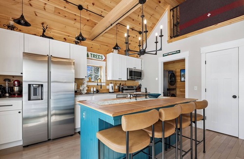 Eastern Vermont House | Maple Chalet: 2 bedroom, private, firepit, outdoor patio!