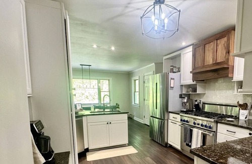 Richmond House | Maple Mountain Getaway